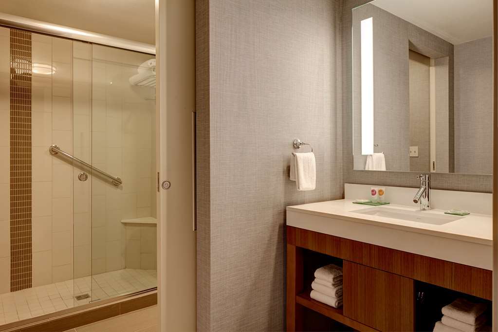 Hyatt House Indianapolis Fishers Room photo
